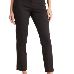NWOT Amanda Slim Ankle Pants